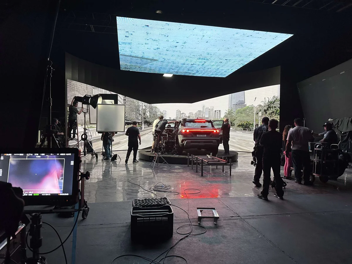 Produção Virtual Hyundai CRETA - Vista Frontal LED